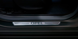 Opel Astra J Sedan Accessories Kapi Esik Plakalari On